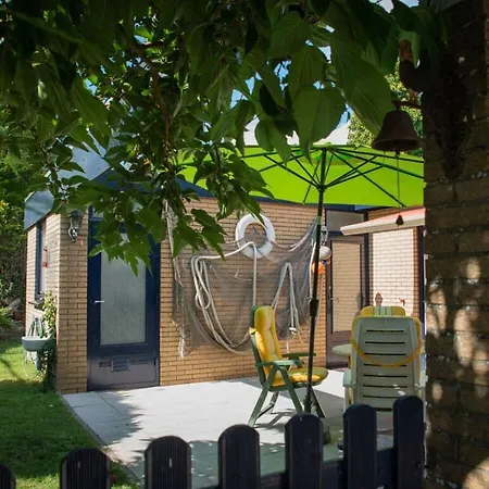 Holiday home Huijsmans Verhuur Type C Comfort Alexanderpark 201